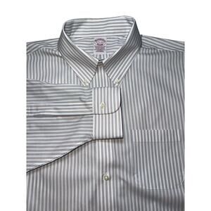 Brooks Brothers Traditional Non Iron Stretch Dress Shirt Size 17.5 - 34 Striped